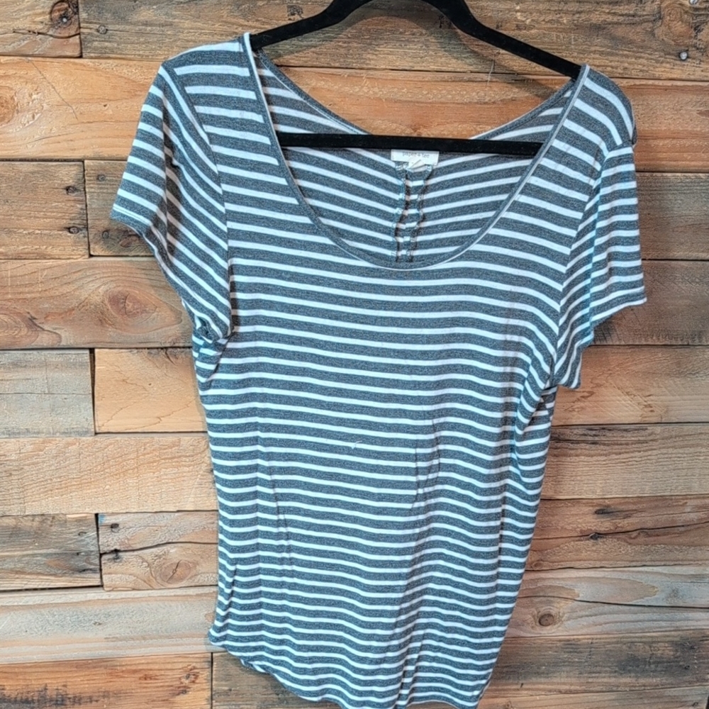 Paper Tee Gray and White Striped Short Sleeve Top Size L Cute Cheap Shirt